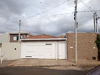 Casa em leilão - Rua das Tulipas, 61 - Luís Antônio/SP - Itaú Unibanco S/A | Z23815LOTE007