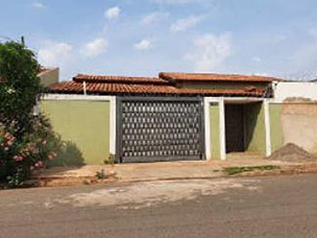 Casa em leilão - Rua Florão, 331 - Campo Grande/MS - Banco Bradesco S/A | Z24474LOTE009