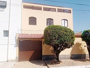 Casa em leilão - Rua Rafael Mollica, 207 - Guaratinguetá/SP - Banco Bradesco S/A | Z24306LOTE007
