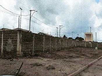 Casa em leilão - Setor Chacara Santa Maria, Residencial Sonho Real, Lote 126, Bloco B, Casa 22, s/n - Planaltina/GO - Banco do Brasil S/A | Z24681