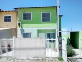 Casa em leilão - Rua Hum, 107 - Macaé/RJ - Banco Santander Brasil S/A | Z24692LOTE020