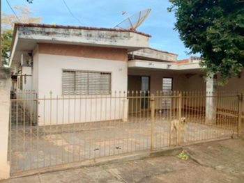 Casa em leilão - Rua Bahia, 159 - Estrela D'oeste/SP - Banco Santander Brasil S/A | Z24692LOTE016
