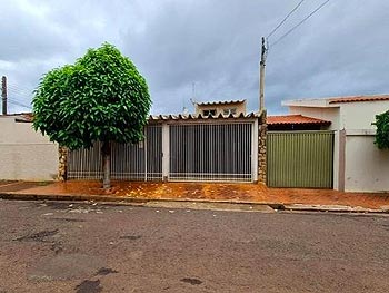 Casa em leilão - Rua Padre Martins, 668 - Palmital/SP - Banco Santander Brasil S/A | Z24860LOTE013