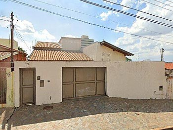 Casa em leilão - Avenida dos Inconfidentes, 173 - Uberaba/MG - Banco Santander Brasil S/A | Z25081LOTE017