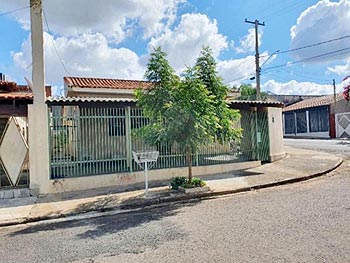 Casa em leilão - Rua Tilfrid Hallgrem, 175 - Marília/SP - Banco Santander Brasil S/A | Z25202LOTE010