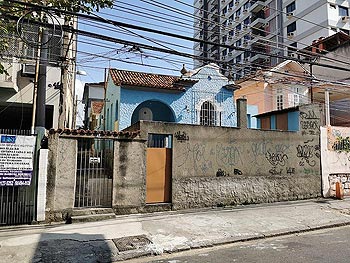 Casa em leilão - Rua Castro Alves, 65 - Rio de Janeiro/RJ - Banco Santander Brasil S/A | Z25202LOTE030