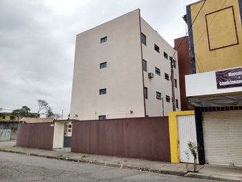Apartamento em leilão - Rua Antonio Augusto Rodrigues, 149 - Pindamonhangaba/SP - Banco Santander Brasil S/A | Z25389LOTE005