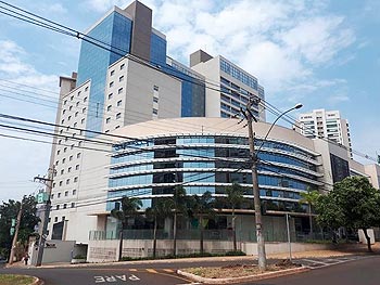 Apartamento em leilão - Rua Maria Mathilde Moda Silva, 100 - Ribeirao Preto/SP - Banco Santander Brasil S/A | Z25202LOTE003
