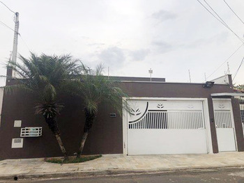 Casa em leilão - Rua Paul Harris, 278 - Americana/SP - Banco Santander Brasil S/A | Z25389LOTE013