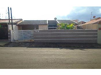 Casa em leilão - Rua Orlando Azevedo, 79 - Ourinhos/SP - Banco Bradesco S/A | Z25180LOTE009