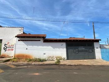 Casa em leilão - Rua Carlos Rauter, 293 - Leme/SP - Banco Santander Brasil S/A | Z25749LOTE011