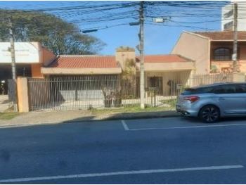 Casa em leilão - Rua Itatiaia, 667 - Curitiba/PR - Banco Bradesco S/A | Z25948