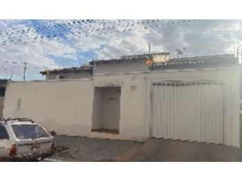 Casa em leilão - Leontina Dantas Rocha, 38 - Goiatuba/GO - Banco Bradesco S/A | Z26205