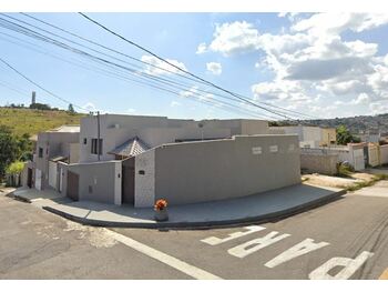 Casa em leilão - Rua Vereador Aristeu Ferreira Mendes, 115 - Varginha/MG - Itaú Unibanco S/A  | Z26553
