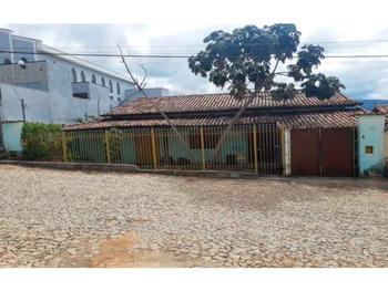 Casa em leilão - Avenida Maranhão, 723 - Jequitinhonha/MG - Itaú Unibanco S/A  | Z26497