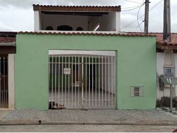 Casa em leilão - Rua Carlos Raymundo da Silva, 57 - Caçapava/SP - Banco Bradesco S/A | Z26667