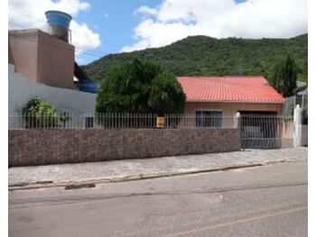 Casa em leilão - Rua Guapere, 45 - Florianópolis/SC - Banco Pan S/A | Z26859