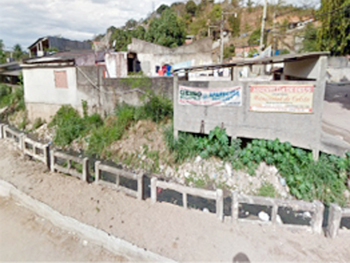 Casa em leilão - Rua Lina/Lima Câmara, 25 - São Gonçalo/RJ - Enforce Community | Z27027