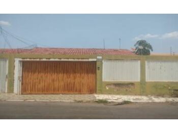 Casa em leilão - Rua José Luiz Borges Garcia, s/nº  - Cuiabá/MT - Banco Bradesco S/A | Z27288