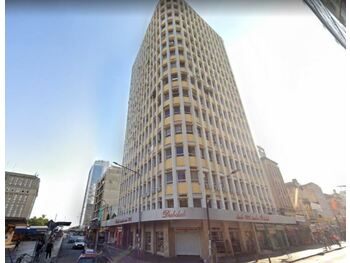 Sala Comercial em leilão - Praça Pereira Parobé, 130 - Porto Alegre/RS - Banco Pan S/A | Z27281