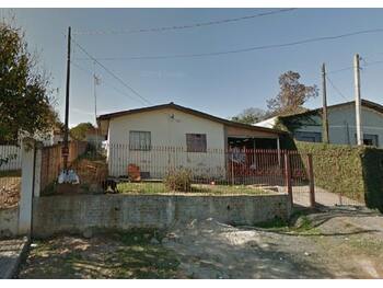 Casa em leilão - Rua Tobias Gumercindo do Valle, 145 - Ponta Grossa/PR - Enforce Community | Z27558