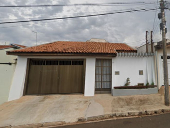 Casa em leilão - Rua Orlando Moreto, 355 - Jaú/SP - Banco Bradesco S/A | Z27681