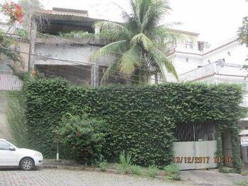 Casa em leilão - Rua Ilicinia, 180 - Rio de Janeiro/RJ - Banco Santander Brasil S/A | Z27697