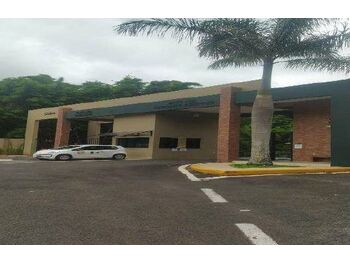 Terreno em leilão - Alameda dos Spathodeas, s/nº  - Botucatu/SP - Banco Bradesco S/A | Z27673