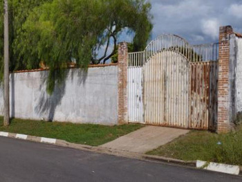 Casa em leilão - Rua Failante Martinho Savaia, 288 - São Pedro/SP - Banco Bradesco S/A | Z27765