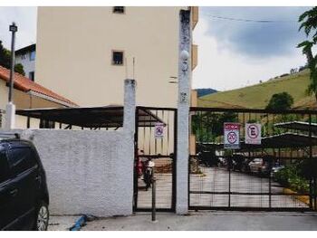 Apartamento em leilão - Estrada Cordeiro Cantagalo Km 03, 1678 - Cantagalo/RJ - Banco Bradesco S/A | Z27765