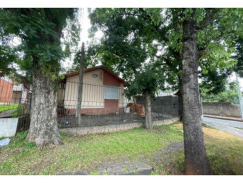 Casa em leilão - Rua Aracy de Azevedo José, 140 - Porto Alegre/RS - Banco Santander Brasil S/A | Z27788