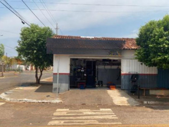 Casa em leilão - Avenida João Marinho de Souza, 336 - Carmo do Rio Verde/GO - Banco Bradesco S/A | Z27765