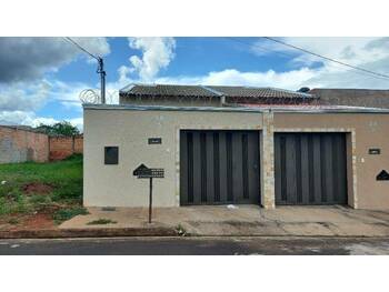 Casa em leilão - Rua Bernardino Alves do Nascimento, 38 - Uberlândia/MG - Banco Santander Brasil S/A | Z27943
