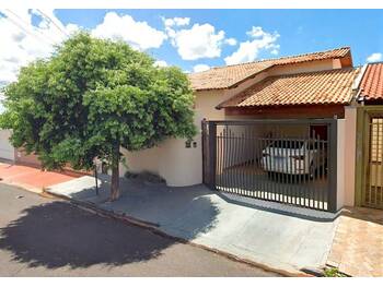 Casa em leilão - Rua Deoclides Serafin, 335 - Fernandópolis/SP - Itaú Unibanco S/A  | Z27980