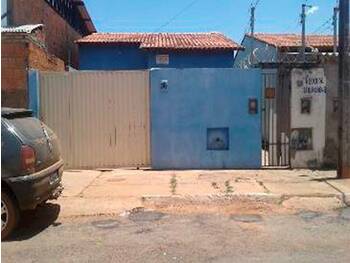 Casa em leilão - Rua Serra Bonita, 30 - Buritis/MG - Itaú Unibanco S/A  | Z27980
