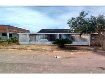 Casa em leilão - Rua Adonias Alves Barreto, s/nº - São Luís de Montes Belos/GO - Itaú Unibanco S/A  | Z27974