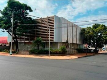 Ex-Agência em leilão - Avenida Independência, 925 - Ribeirão Preto/SP - Banco Santander Brasil S/A | Z28490