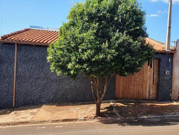 Casa em leilão - Rua Casimiro Ferreira, 227 - Luís Antônio/SP - Banco Santander Brasil S/A | Z29052