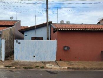 Casa em leilão - Rua Izaltino Campos Vieira, 402 - Tatuí/SP - Banco Santander Brasil S/A | Z29052