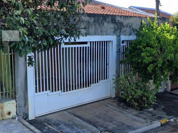 Casa em leilão - Rua Lormino José dos Santos, 35 - Santo Antônio do Aracanguá/SP - Bari Companhia Hipotecária | Z28758