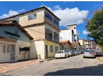 Apartamento em leilão - Rua Barreto, 136 - Conselheiro Lafaiete/MG - Banco Santander Brasil S/A | Z28999LOTE012