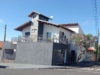 Casa em leilão - Rua Antônio Vitorino, 3096 - Votuporanga/SP - Banco Santander Brasil S/A | Z29301