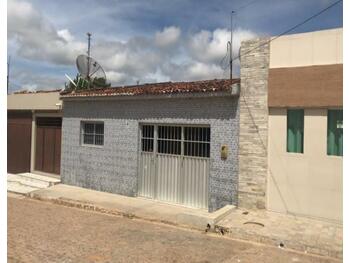 Casa em leilão - Rua Lindolfo Cavalcante de Albuquerque, 107 - Buíque/PE - Banco Santander Brasil S/A | Z29265
