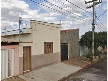 Casa em leilão - Rua Ipanema, 131 - Ribeirão Preto/SP - Banco Bari de Investimentos e Financiamentos S/A | Z29269LOTE001