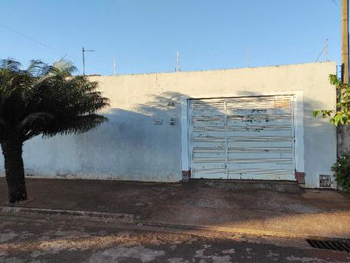 Casa em leilão - Rua dos Lírios, 40 - Santa Cruz das Palmeiras/SP - Banco Santander Brasil S/A | Z29223