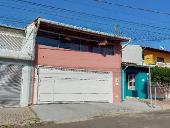 Casa em leilão - Rua Laura Tachinardi Maria Netto, 177 - Indaiatuba/SP - Banco Santander Brasil S/A | Z29528