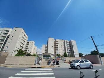 Apartamento em leilão - Avenida Armando Salles de Oliveira, 1600 - Suzano/SP - Banco Santander Brasil S/A | Z29398