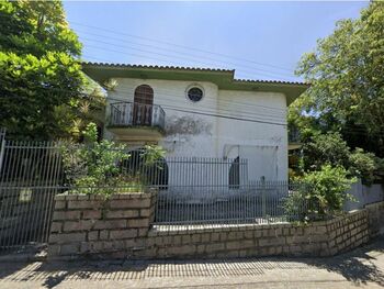 Casa em leilão - Rua Cândido Cesar Freire Leão, 615 - Tubarão/SC - Enforce Community | Z29567LOTE004