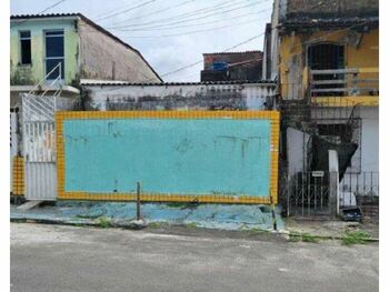 Casa em leilão - Rua Vinte e Quatro de Janeiro, 24 - Salvador/BA - Rodobens Administradora de Consórcios Ltda | Z29564