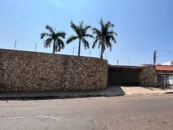 Casa em leilão - Alameda dos Jasmins, 2-35 - Bauru/SP - Banco Santander Brasil S/A | Z29461